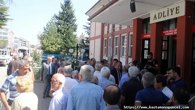 Bolu MHP'de 400 istifa 