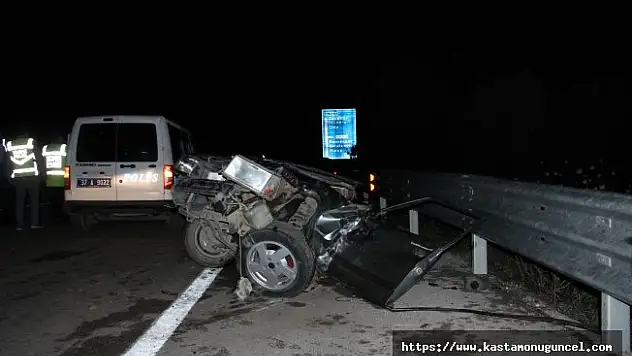 İkiye bölünen araçtan sağ kurtuldular