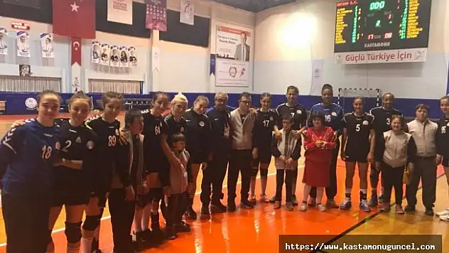 Artsam Koleji Down sendromlu çocukların yanında!