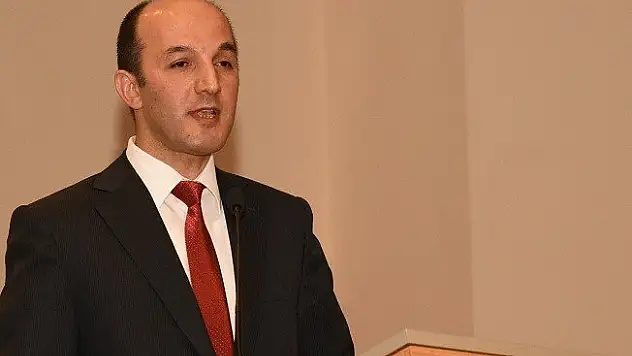 Genç Tarihçiler yeni bayraktarını seçti