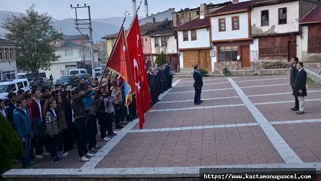 Büyük Önder Atatürk'ü anıyoruz