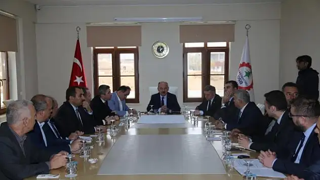 Vali Karadeniz &quotOtomobil fabrikası için engel yok&quot