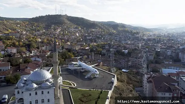 Mahallenin ortasında &quotyolcu uçağı&quot