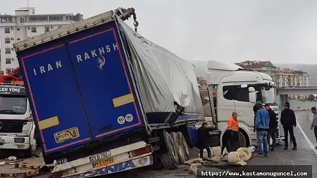 İran uyruklu tır sürücüsü karşı yola geçti: 1 yaralı