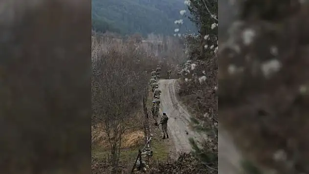 Kastamonu'da evleri yanan aileye 22 gündür ulaşılamıyor