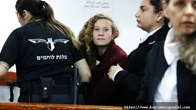 Twitter, Filistinli Ahed al Tamimi'nin hesabını sildi