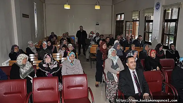 Umre adaylarına sağlık eğitimi verildi