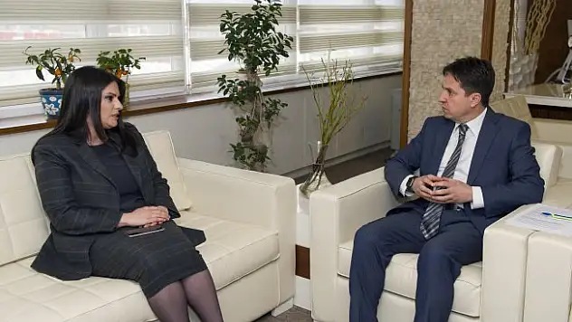 Bakan Sarıeroğlu'ndan taşeron açıklaması!