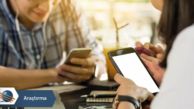 Türkiye akıllı telefonlar ile uyuyup-kalkıyor