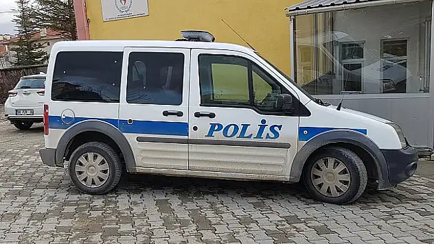 Tuvalette unutulan silah, cezaevinden izinli çıkan mahkumun eline geçti