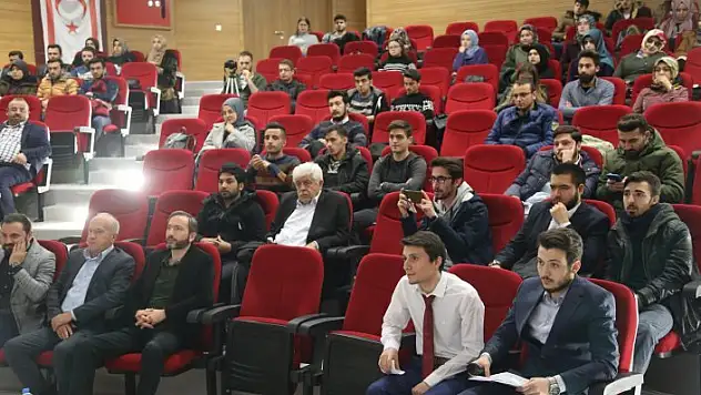 &quotGençliğe örnek şahsiyet: Muhsin Yazıcıoğlu&quot konferansı