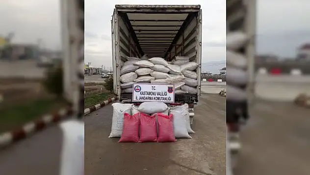 Kastamonu'da 20 ton kaçak çay ele geçirildi