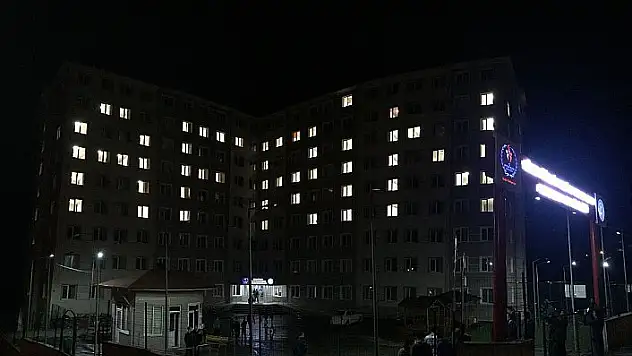 Yurtlarda kalan öğrencilerden Afrin'deki askerlere destek