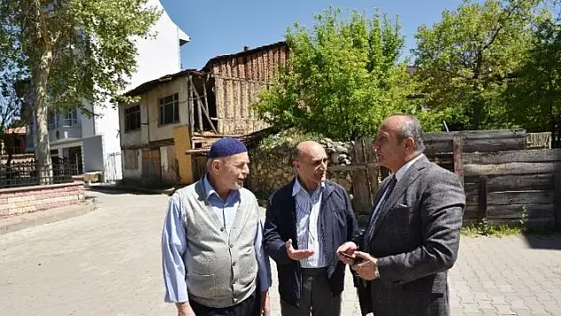 Başkan Arslan, esnaf ve vatandaşları ziyaret etti