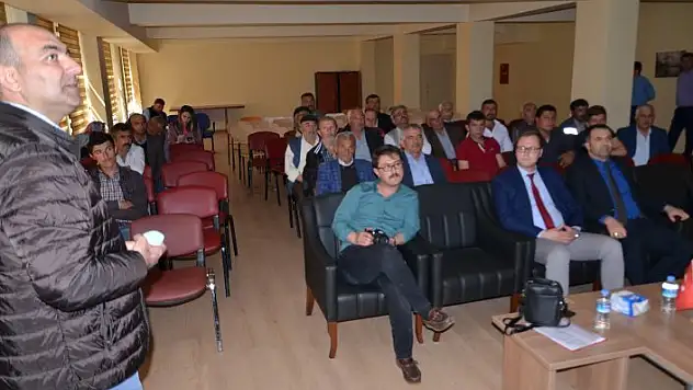 Hanönü'de genç çiftçileri bilgilendirme toplantısı