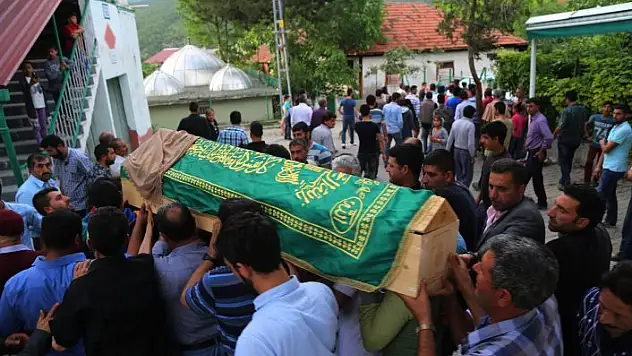 Kastamonu'da sahur vakti öldürülen kadın toprağa verildi