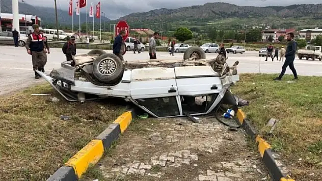 Tosya'da trafik kazası: 3 yaralı