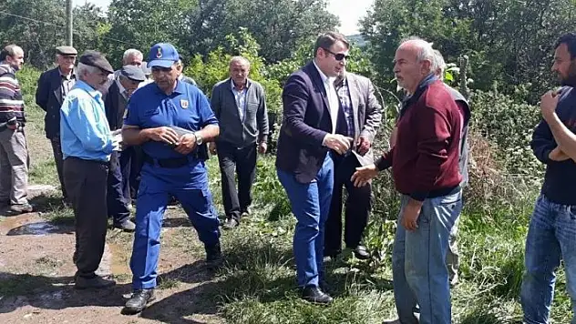 Yangında evi yanan aileye kaymakamlık desteği