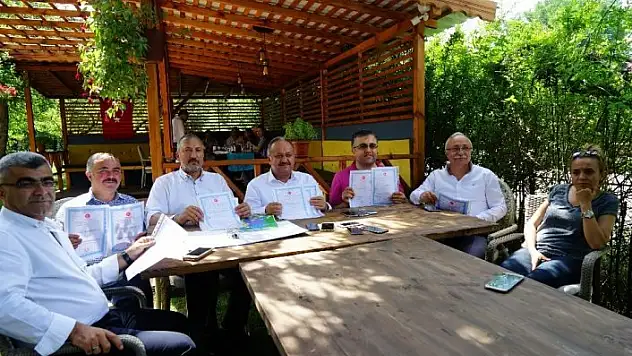 Maslak Yeni Küçük Sanayi Sitesinde tapular alındı