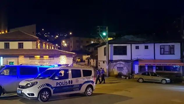 Kastamonu'da çıkan bıçaklı kavgada bir kişi yaralandı