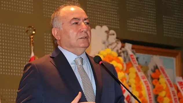 'En zor günlerde birbirimize ve ülkemize sahip çıkan bir milletiz'