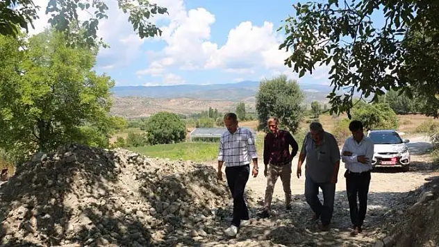 Kaymakam Pişkin selden etkilenen köyü ziyaret etti