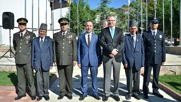 19 Eylül Gaziler Günü nedeniyle ilçelerde tören düzenlendi