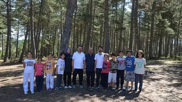 Erişen Sporlu taekwondocular Kadıdağı'nda buluştu