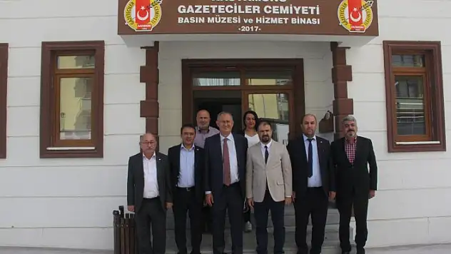 &quotTürk basınını layık olduğu yere mutlaka getireceğiz&quot