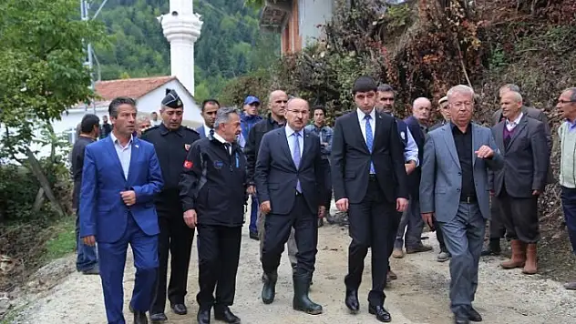 Vali Karadeniz &quotYangında 10 ev kullanılamaz hale geldi&quot