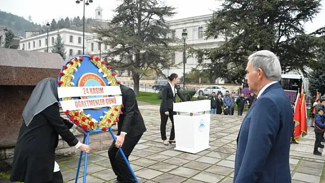 Kastamonu'da 24 Kasım Öğretmenler Günü kutlandı