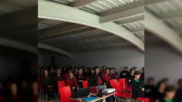 Öğrencilere etkili iletişim becerileri ve öfke kontrolü semineri