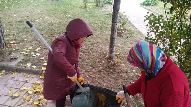Bu ilçenin temizliği kadınlardan soruluyor