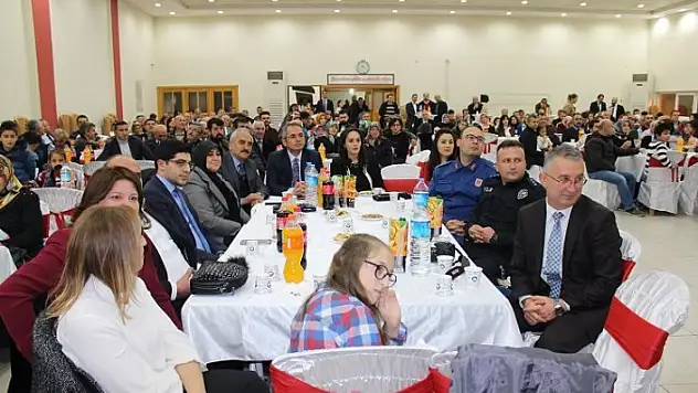 Tosya'da Öğretmenler Günü kutlandı