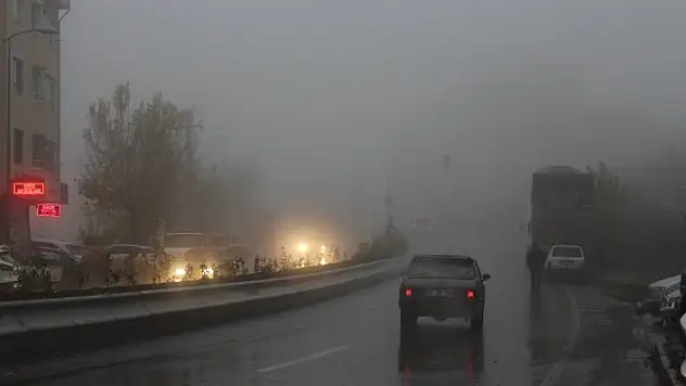 Tosya'da sis etkili oluyor