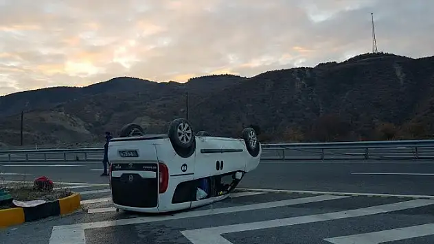 Tosya'da meydana gelen trafik kazasında 2 kişi yaralandı