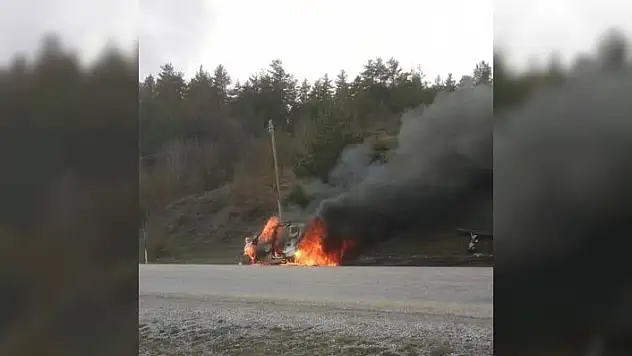 Seyir halindeyken alev alev yandı