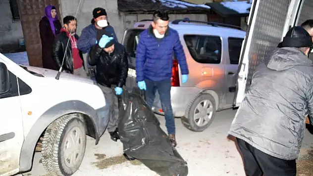 81 yaşındaki adam evinde ölü bulundu