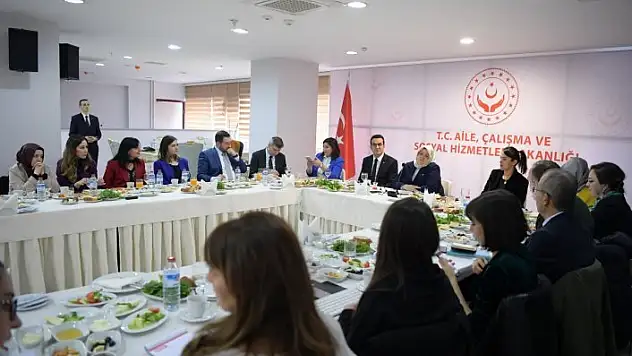 Bakan Selçuk'tan atama müjdesi!