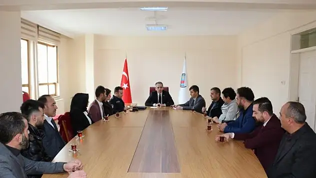 Kaymakam Pişkin, iş yeri temsilcileriyle bir araya geldi