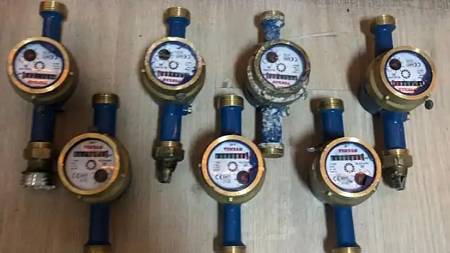 Polis, su sayacı çalan hırsızlık şüphelisini yakaladı