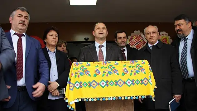 Cide Belediye Başkanı mazbatasını aldı