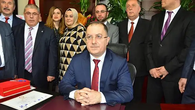 İnebolu Belediye Başkanı Özay göreve başladı