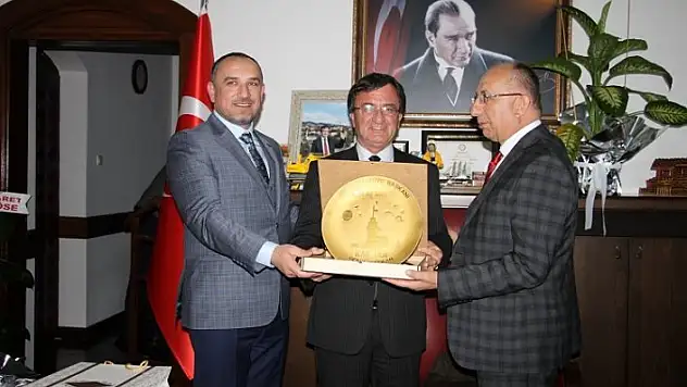 KASDER yönetiminden Başkan Sarıkaya'yı ziyaret