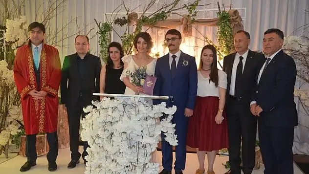 Kastamonu'da görev yapan Hakim ve Savcı çift dünya evine girdi