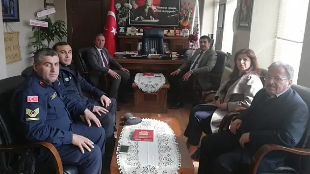Kaymakam Doğan, Uçar'ı tebrik etti