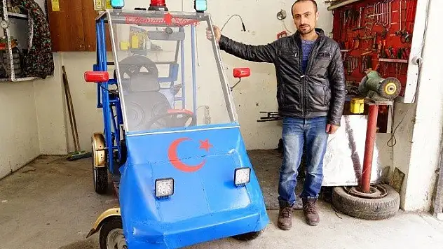 Topladığı hurdalardan kendi aracını yaptı