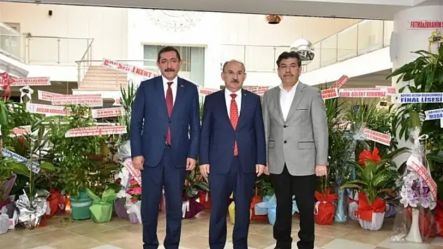 Vali Karadeniz'den Başkan Vidinlioğlu'na ziyaret