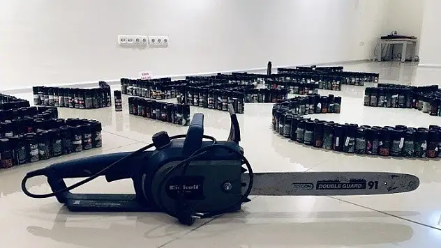 Adiyede ele geçirilen suç aletleri sergilendi