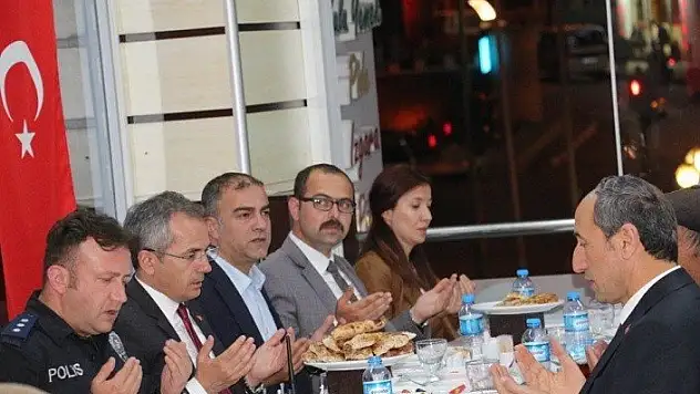 Kaymakam Pişkin, ilk iftarını şehit yakınları ve gazilerle yaptı